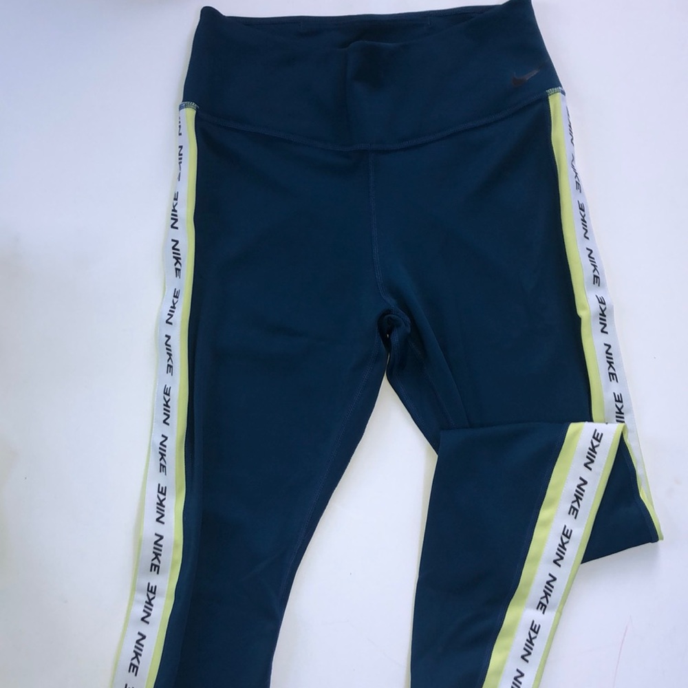 Nike Logo Leggings